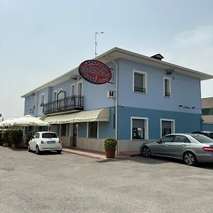hotel-ristorante-amalfitana.it-lombardy.com/