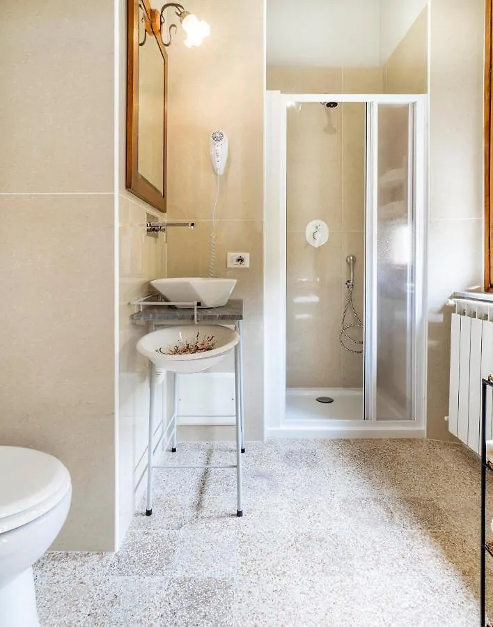 Dimora Altemura Lucca Guest house